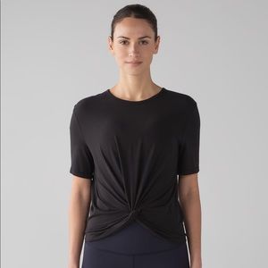 Lululemon Crescent Tee - Black NWT